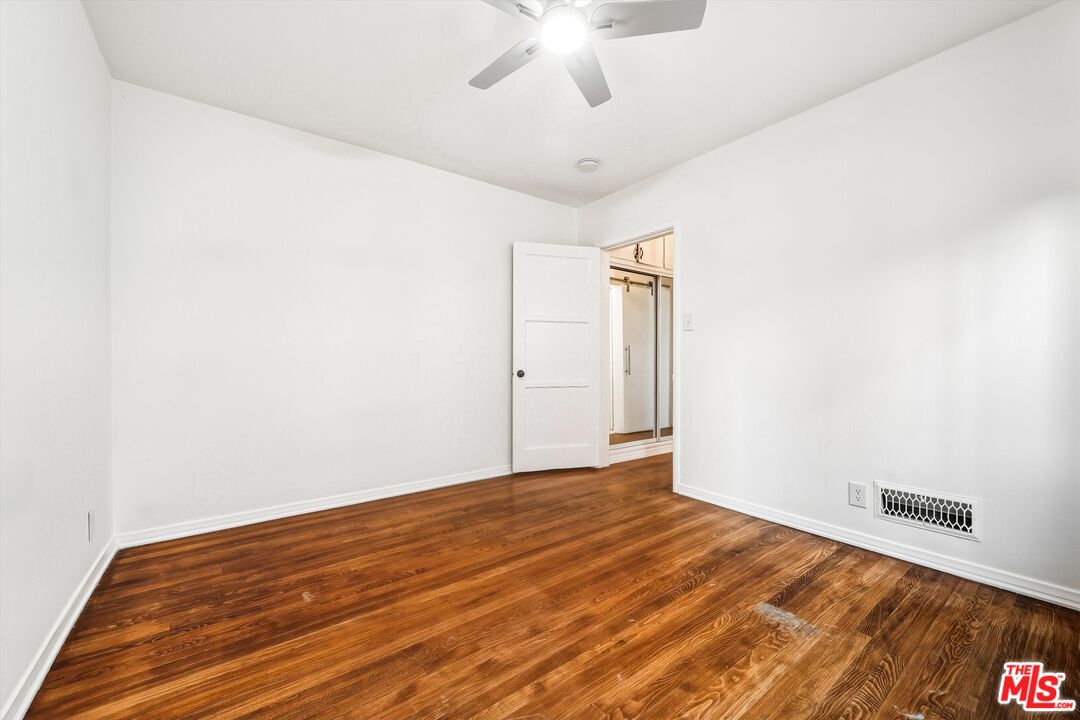 1319 S Mansfield Ave