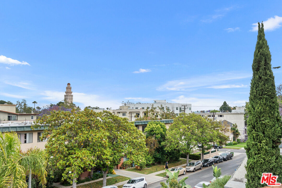 839 S Holt Ave Unit: 104