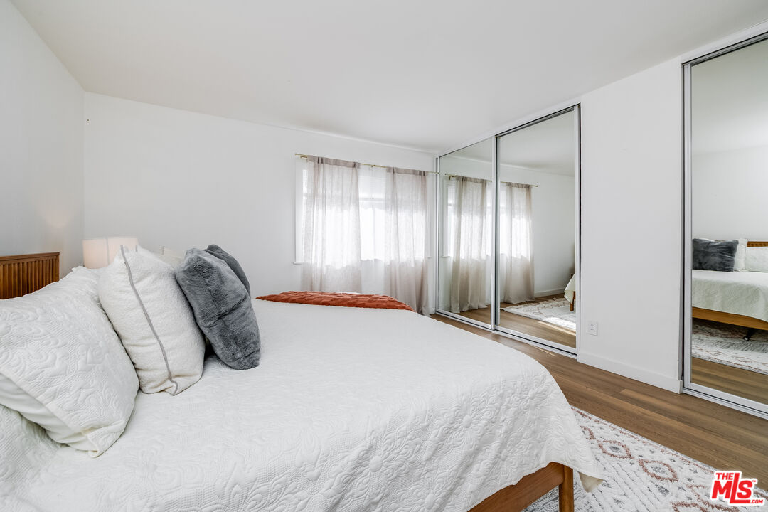 4558 Willis Ave Unit: 121