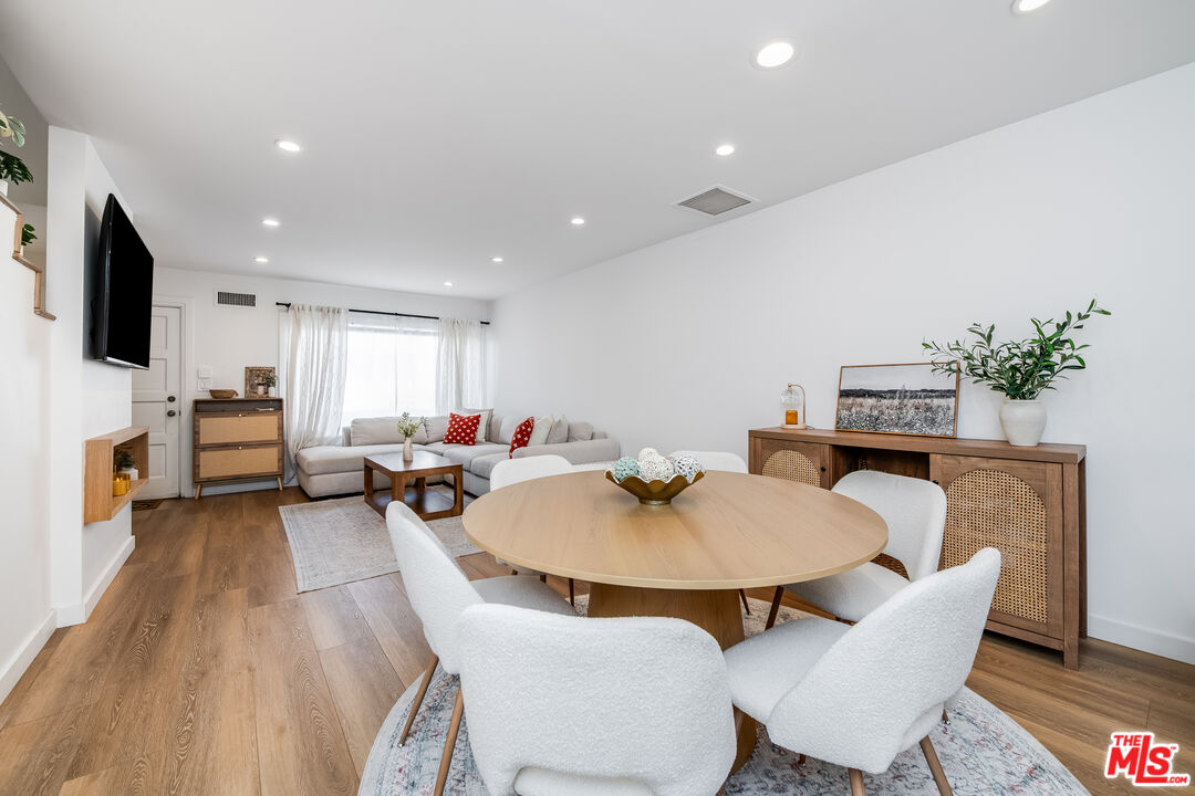 4558 Willis Ave Unit: 121