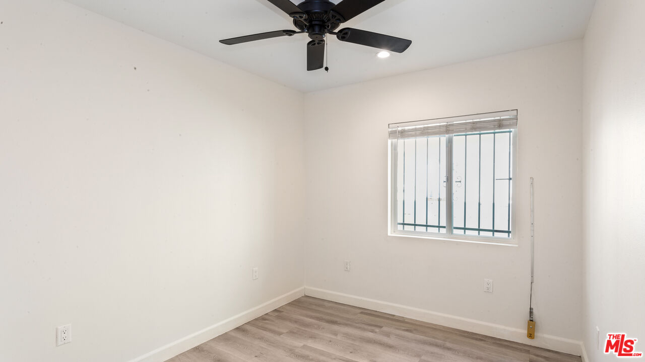 601 W 49th St Unit: 603 1/2