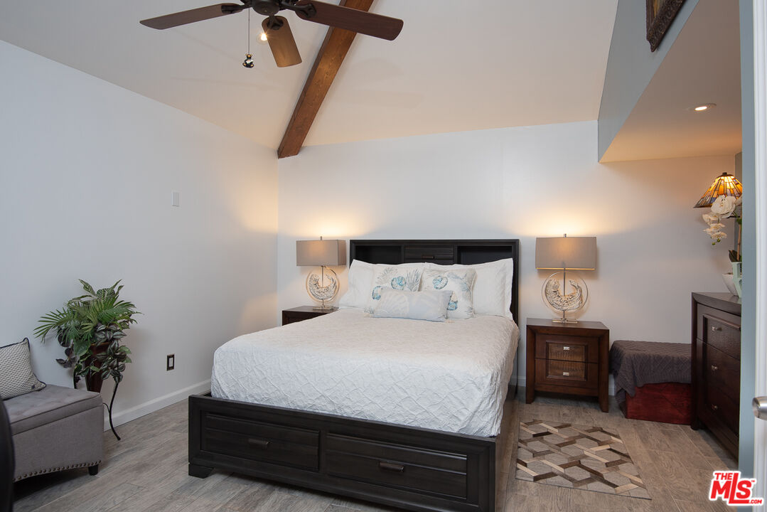 8308 Flight Ave Unit: ADU