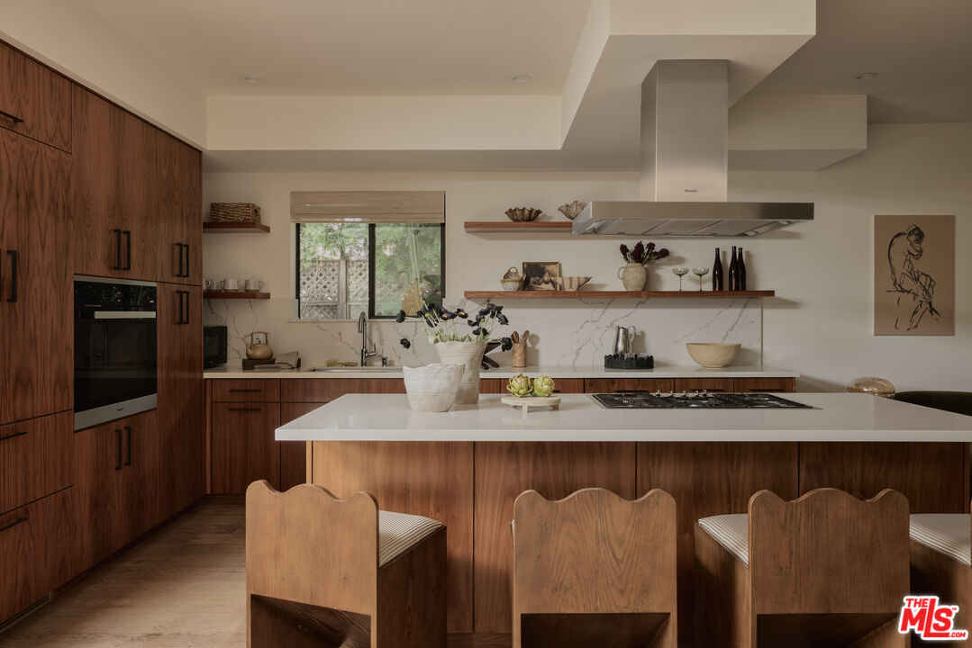 3214 Highland Ave Unit: 4