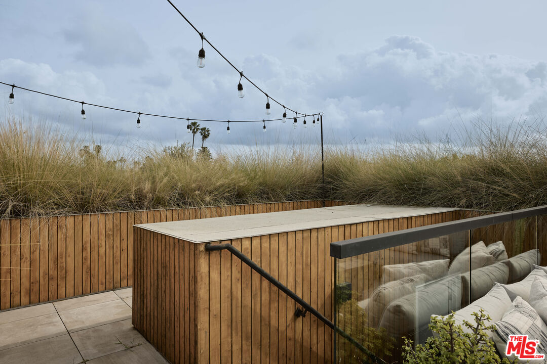 3214 Highland Ave Unit: 4