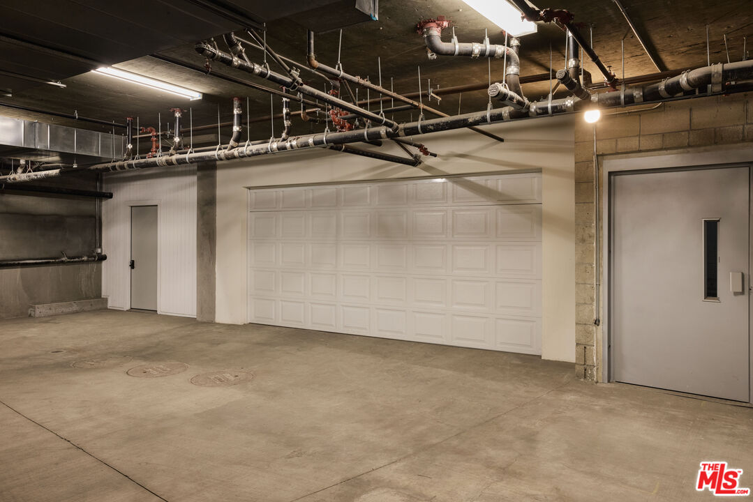 3214 Highland Ave Unit: 4