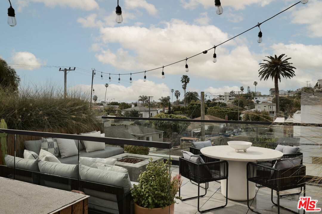 3214 Highland Ave Unit: 4