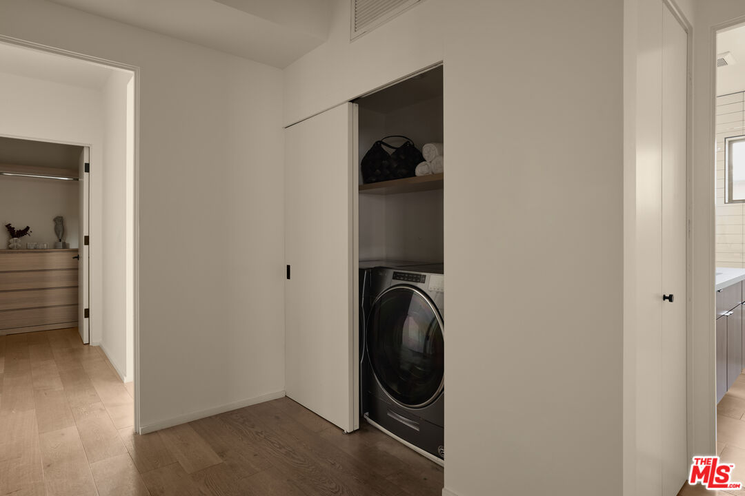 3214 Highland Ave Unit: 4