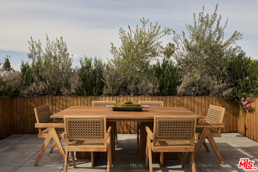 3214 Highland Ave Unit: 2