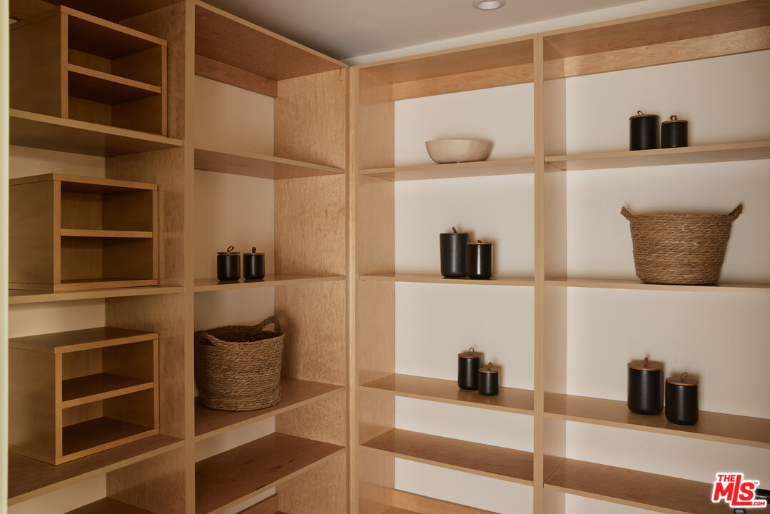 3214 Highland Ave Unit: 2