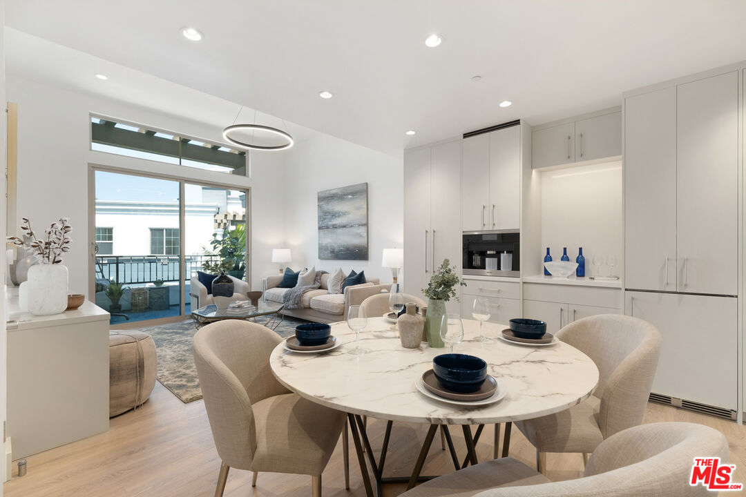 130 S Sepulveda Blvd Unit: 410