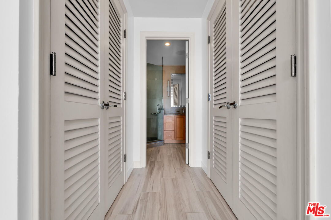 1155 N La Cienega Blvd Unit: 1106