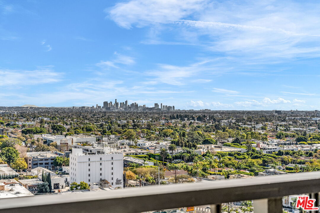 1155 N La Cienega Blvd Unit: 1106