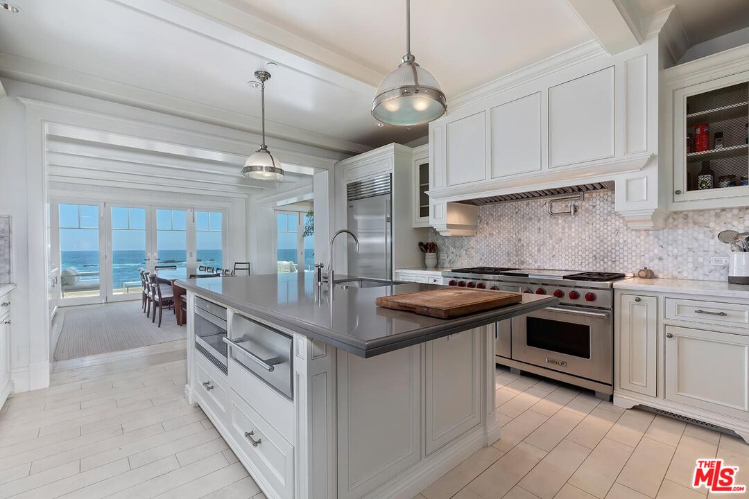 119 Malibu Colony Rd