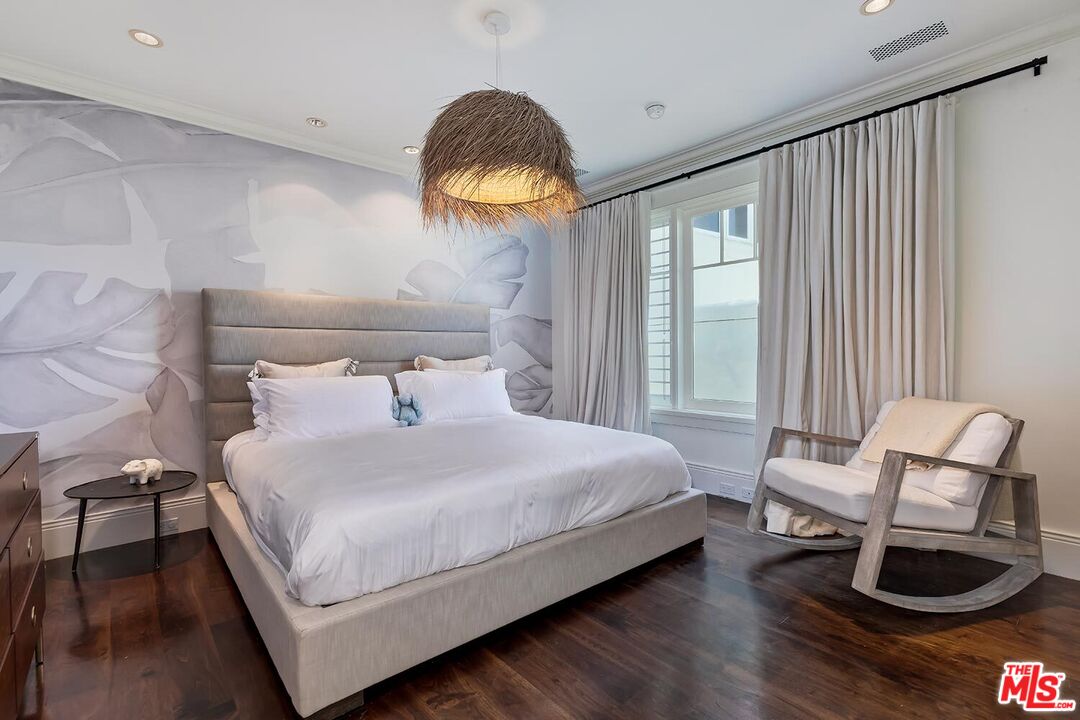 119 Malibu Colony Rd