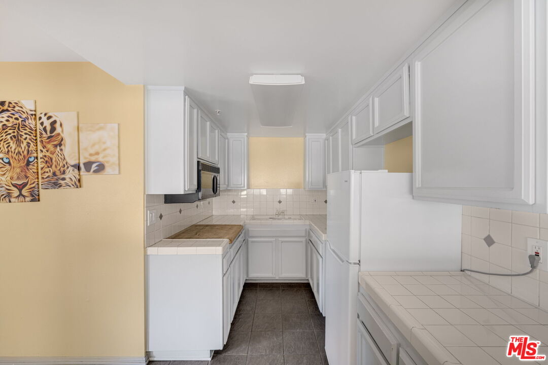 4750 Templeton St Unit: 1104