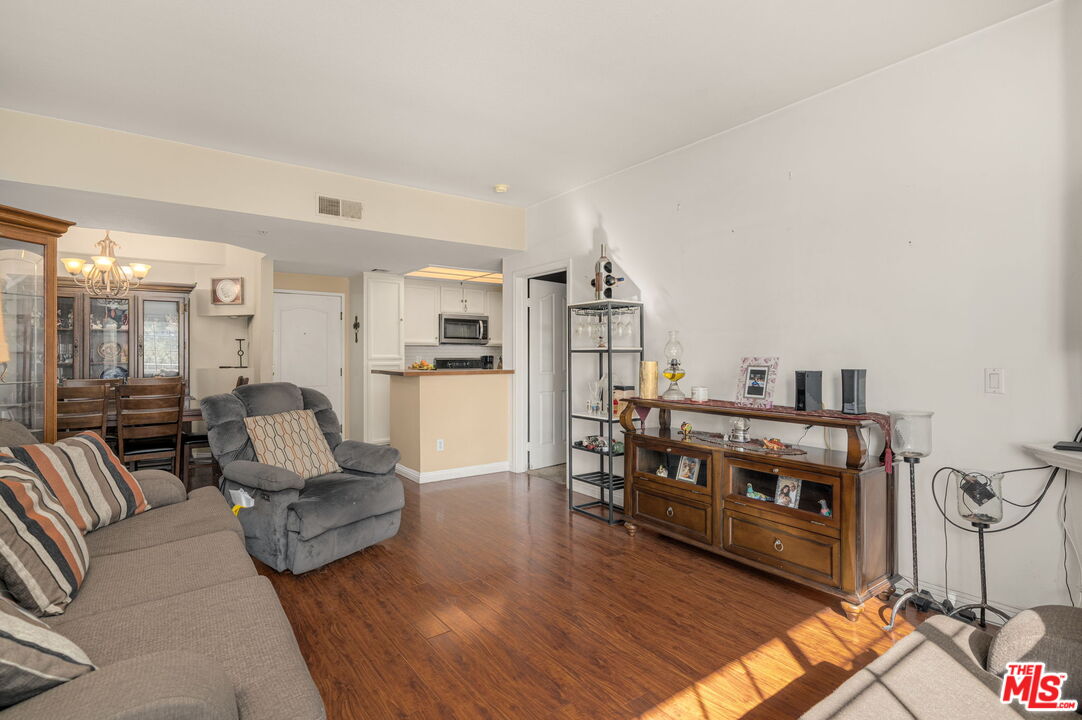 4750 Templeton St Unit: 1104