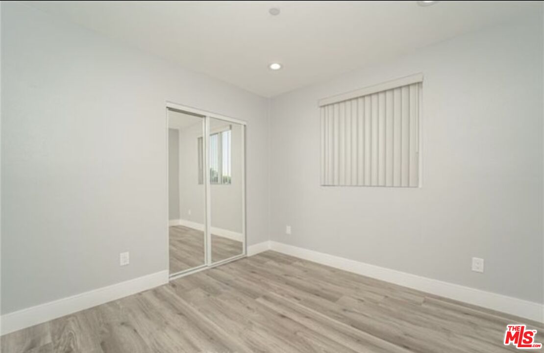 1348 E Vernon Ave Unit: 1348 1/2