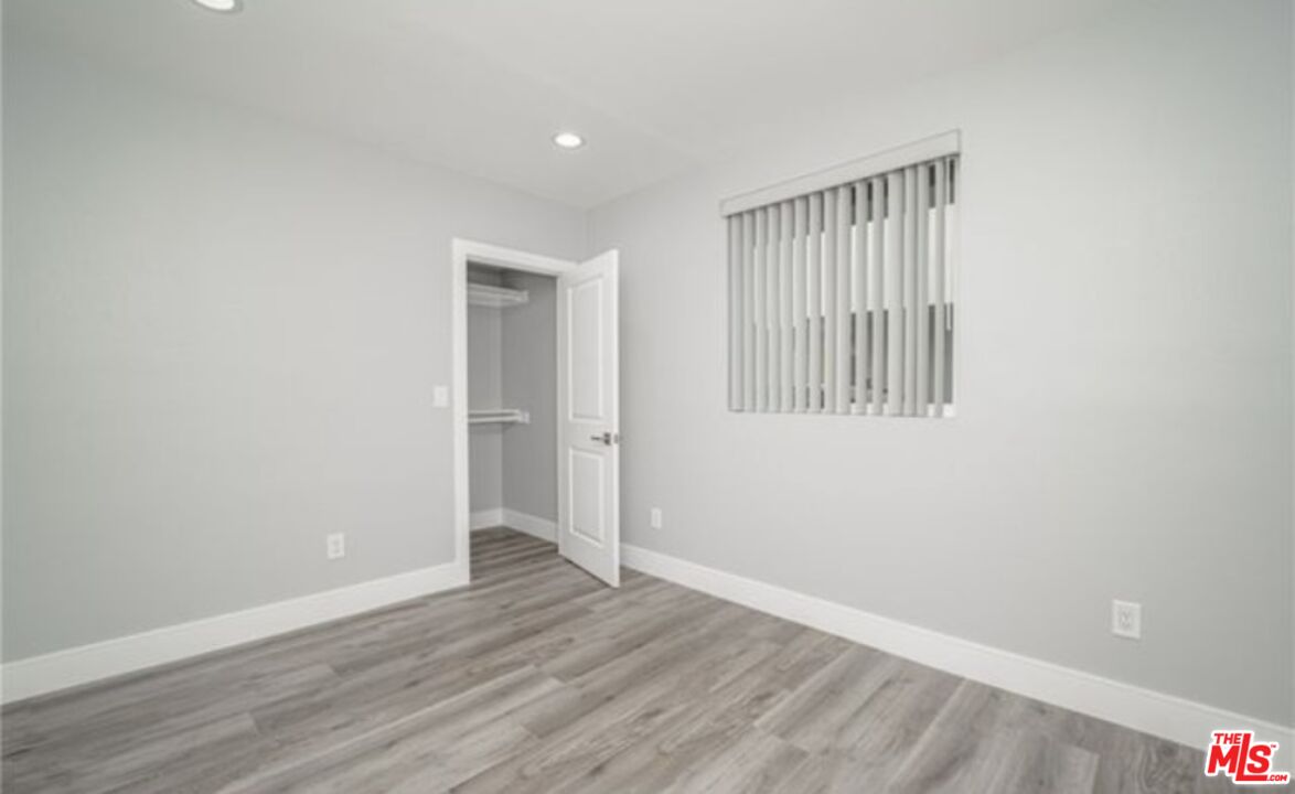 1348 E Vernon Ave Unit: 1348