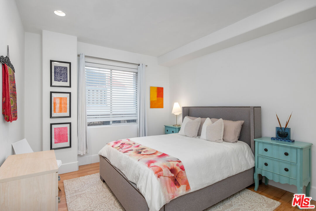 11723 Goshen Ave Unit: 302