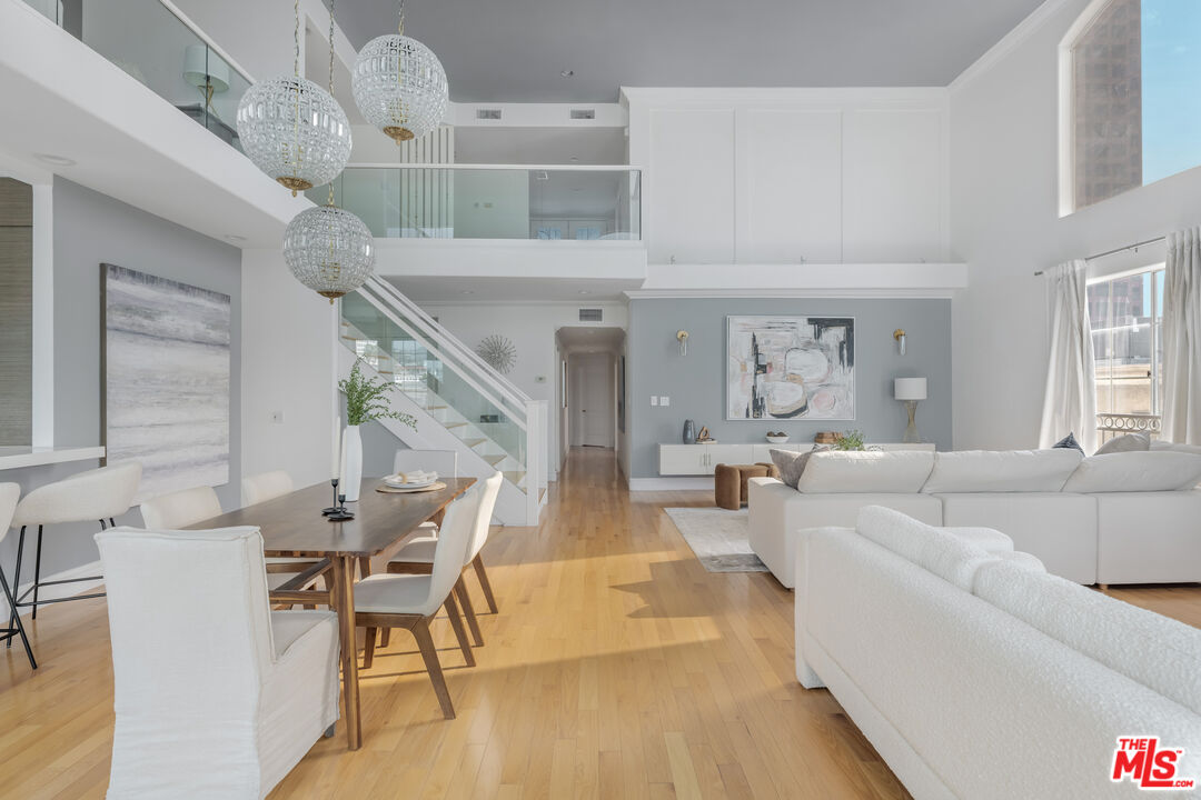 11723 Goshen Ave Unit: 302