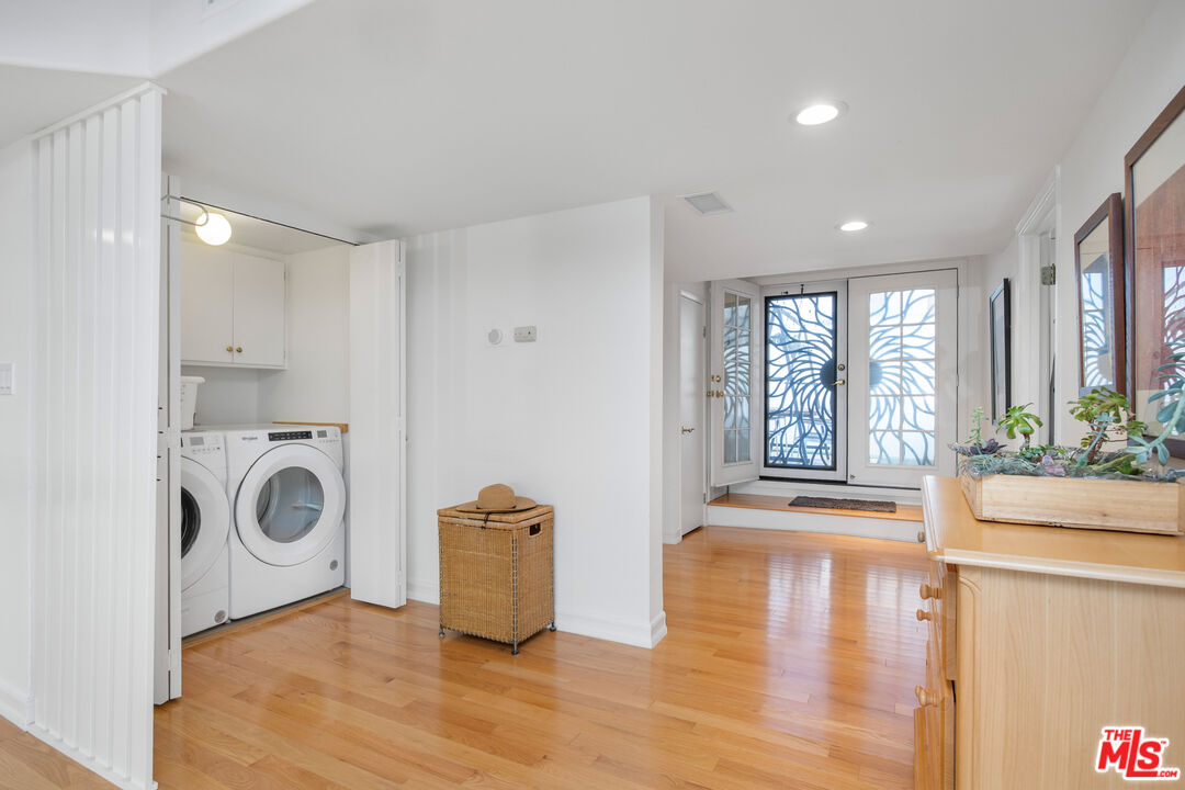 11723 Goshen Ave Unit: 302