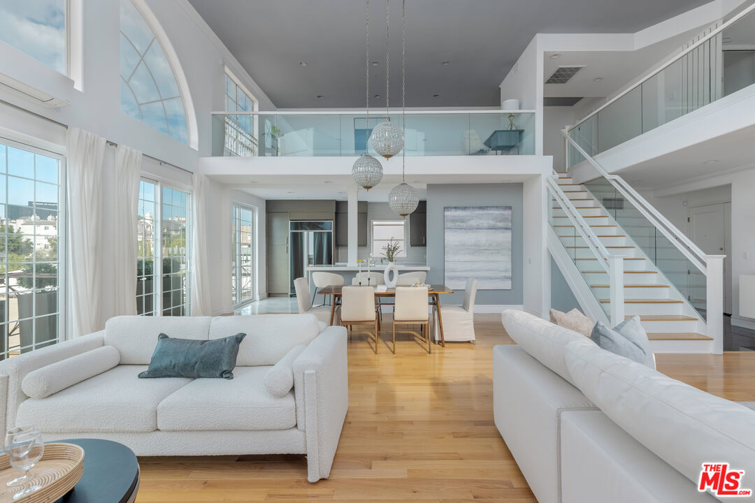 11723 Goshen Ave Unit: 302