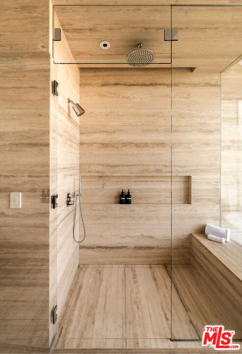 8899 Beverly Blvd Unit: 5A