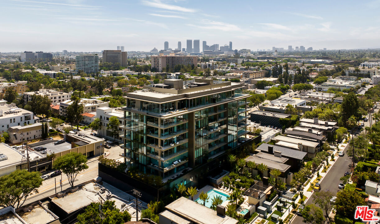 8899 Beverly Blvd Unit: 5A