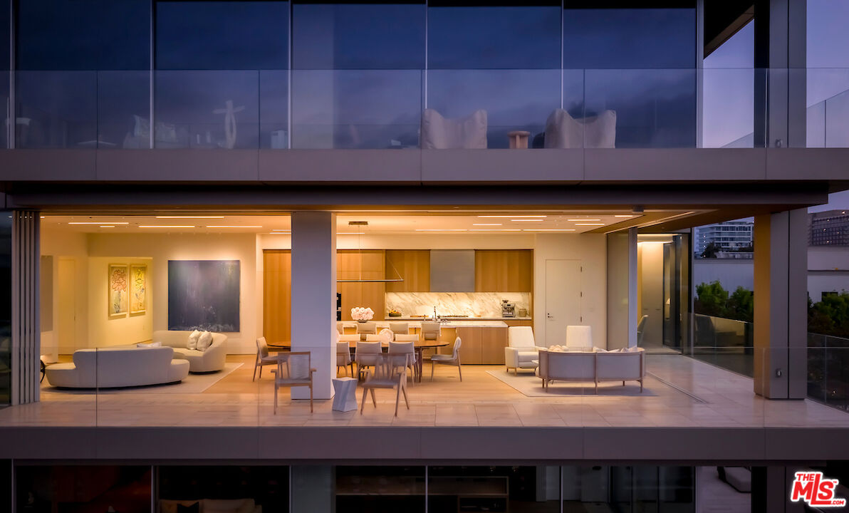 8899 Beverly Blvd Unit: 5A