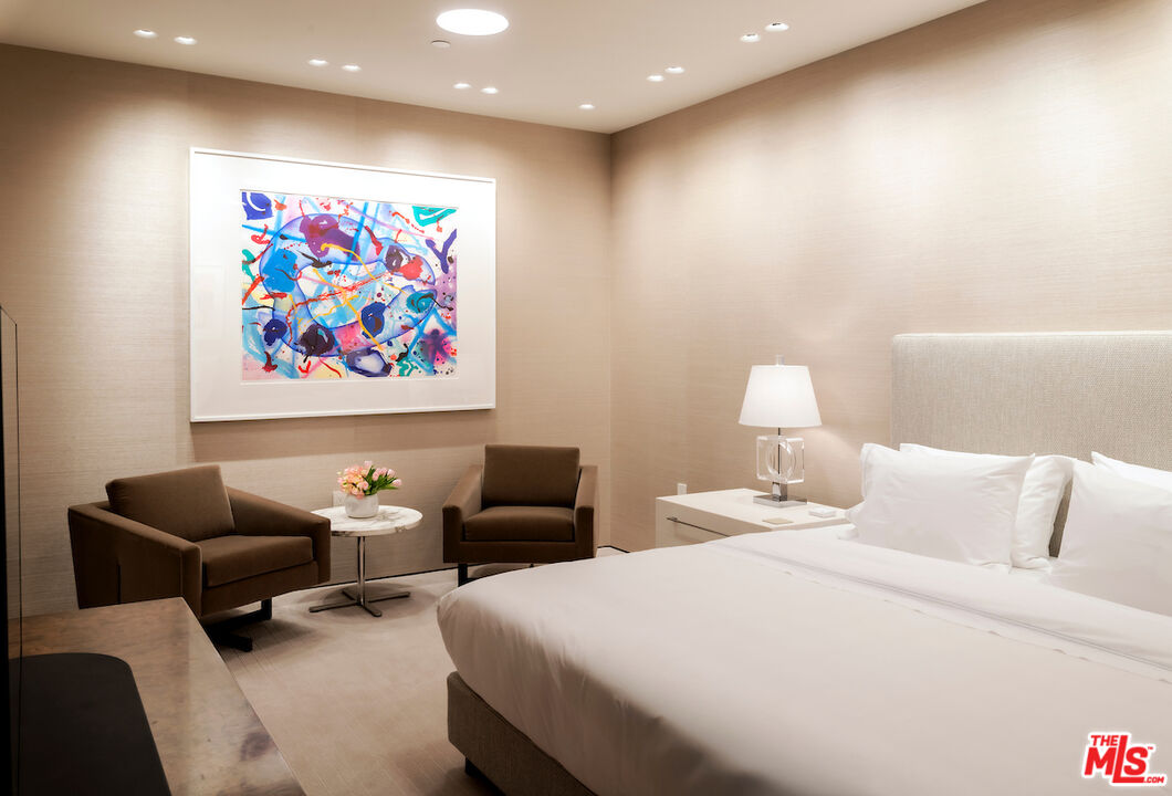 8899 Beverly Blvd Unit: 5A