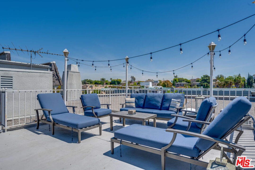 9800 Vidor Dr Unit: 303