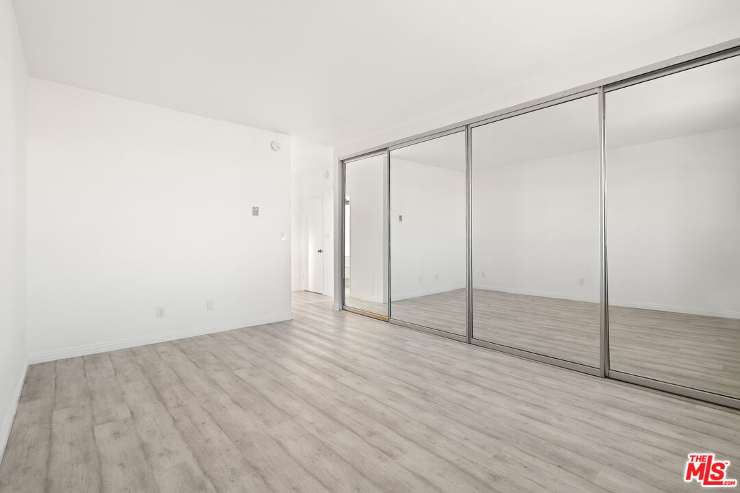 900 Euclid St Unit: 404