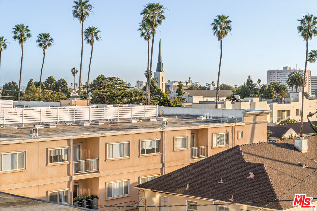 900 Euclid St Unit: 404