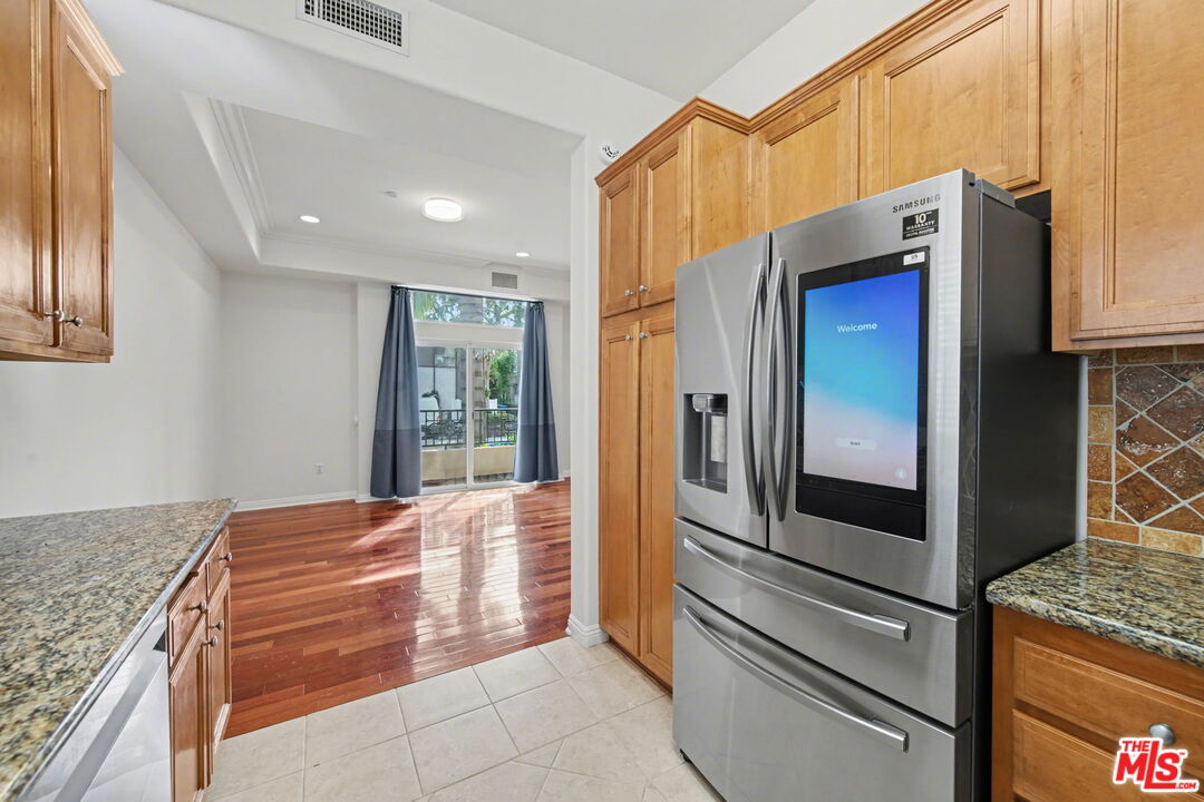 15027 Dickens St Unit: 1