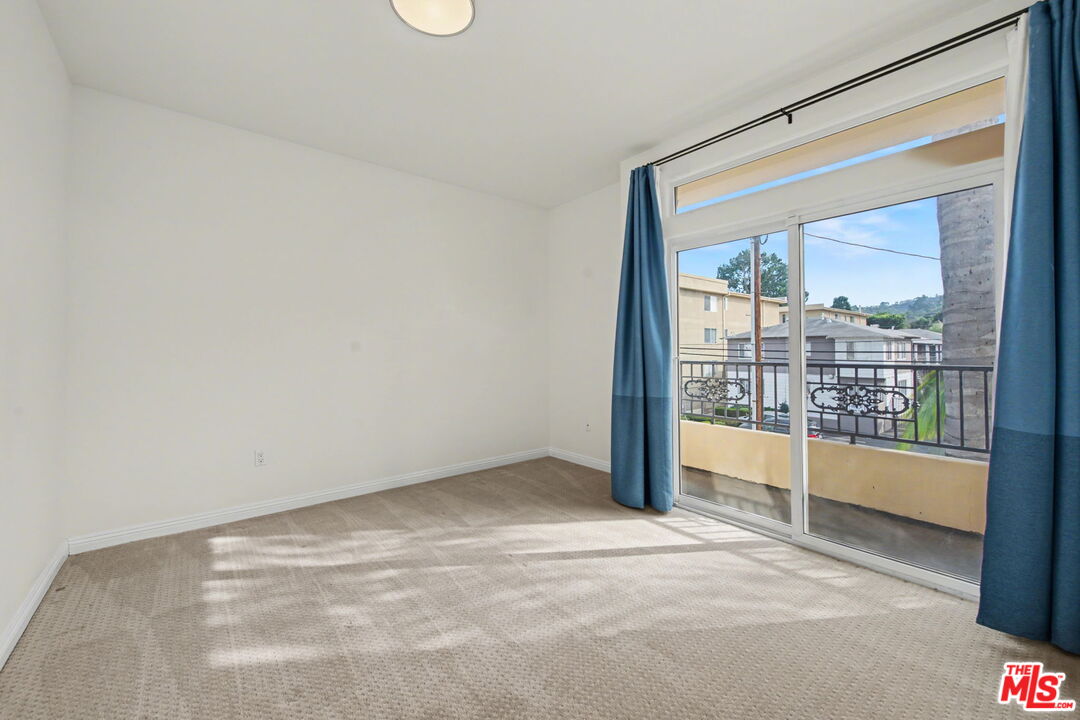 15027 Dickens St Unit: 1