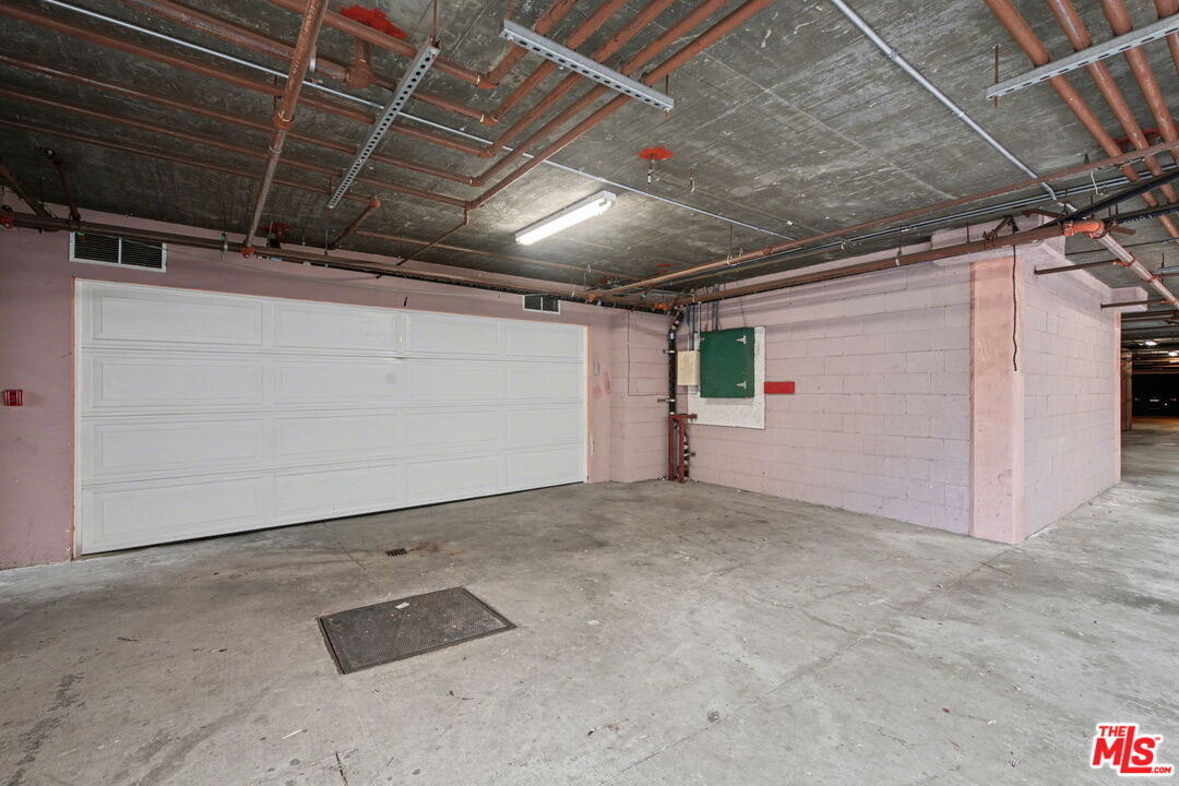 15027 Dickens St Unit: 1