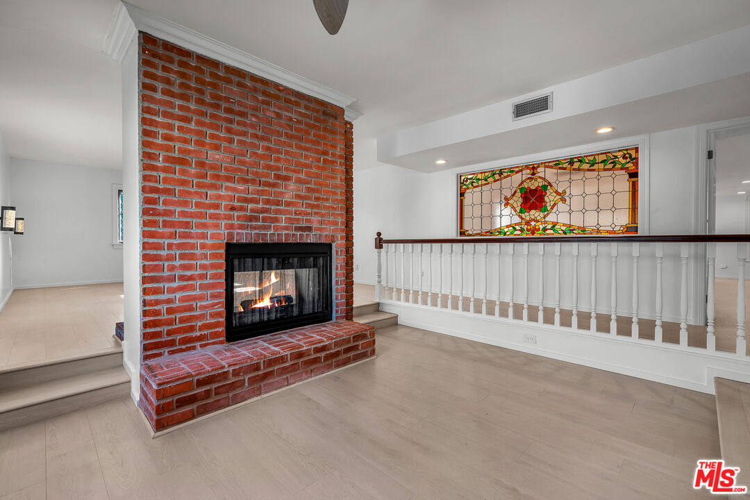 17606 Camino De Yatasto