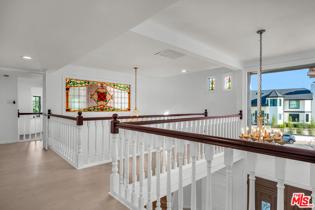 17606 Camino De Yatasto