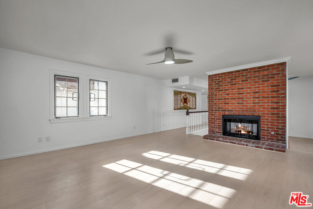 17606 Camino De Yatasto