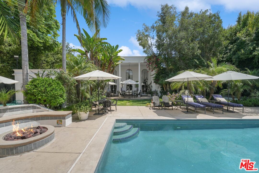 717 N Rodeo Dr