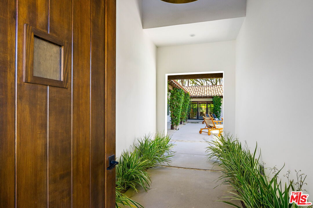 78101 San Timoteo St