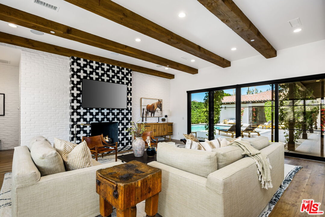 78101 San Timoteo St