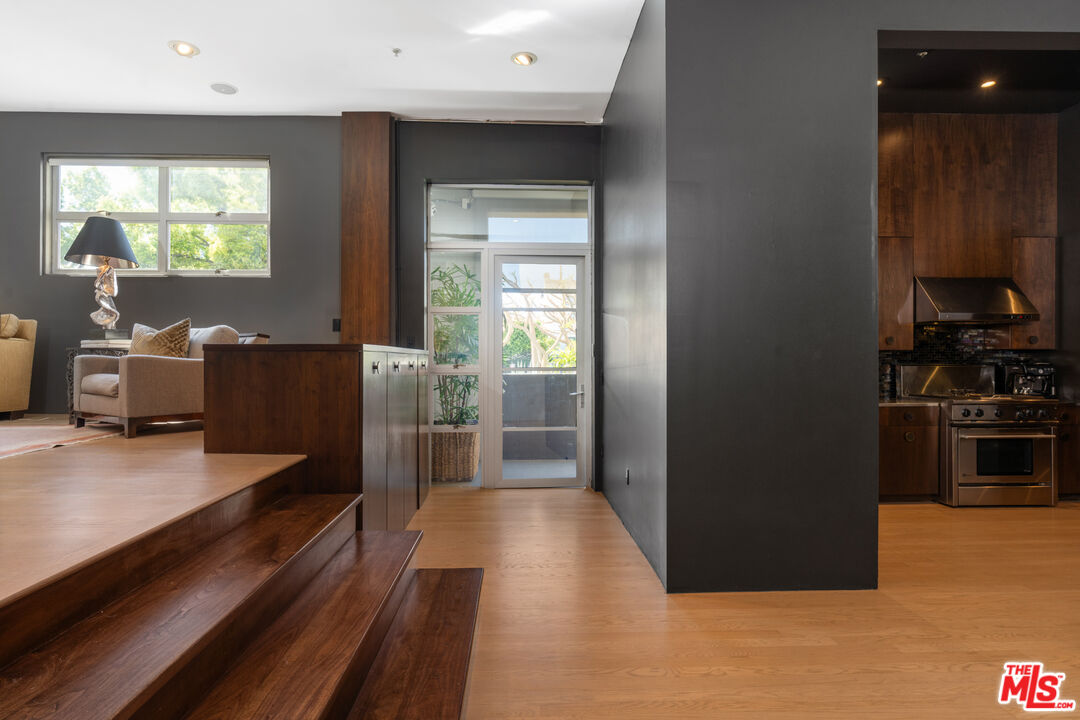 710 N Orlando Ave Unit: 101