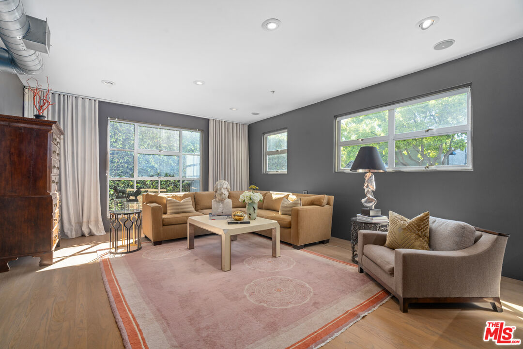 710 N Orlando Ave Unit: 101