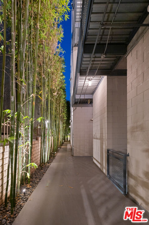 710 N Orlando Ave Unit: 101