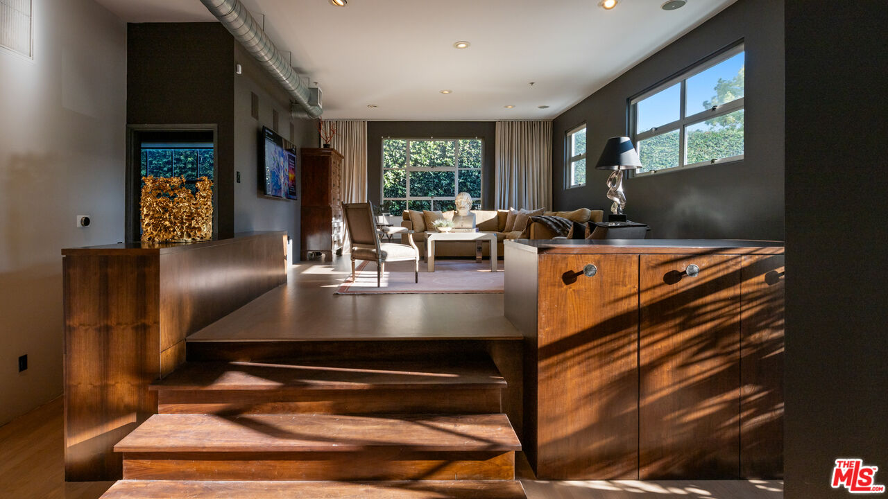 710 N Orlando Ave Unit: 101