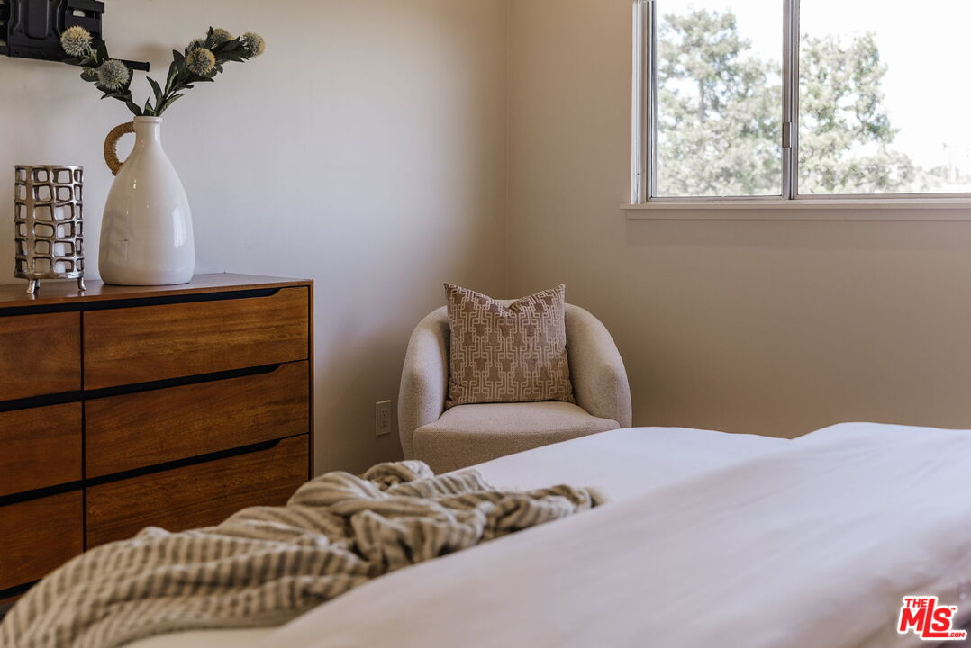 125 Montana Ave Unit: 404