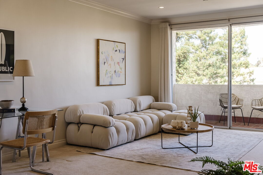 125 Montana Ave Unit: 404