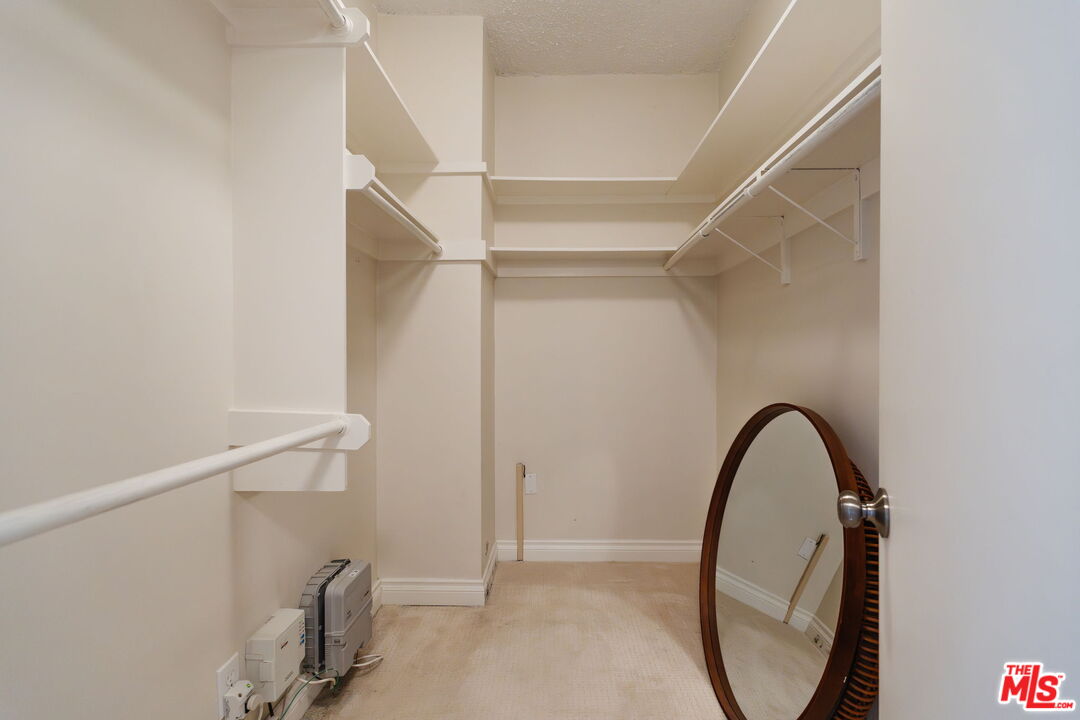 125 Montana Ave Unit: 404