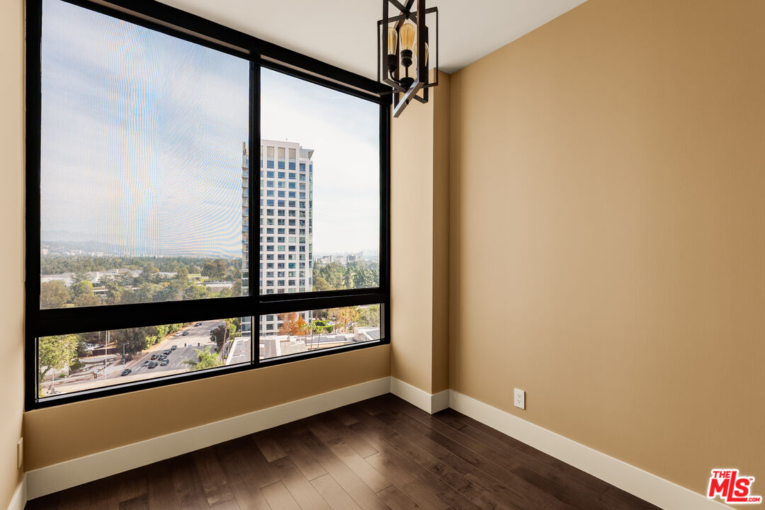 10350 Wilshire Blvd Unit: 901